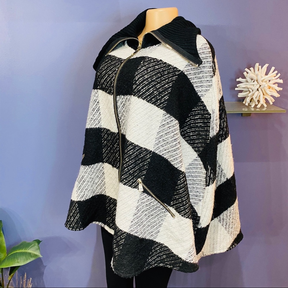 Ashley Stewart Plaid Cape Jacket Coat - Picture 3 of 7